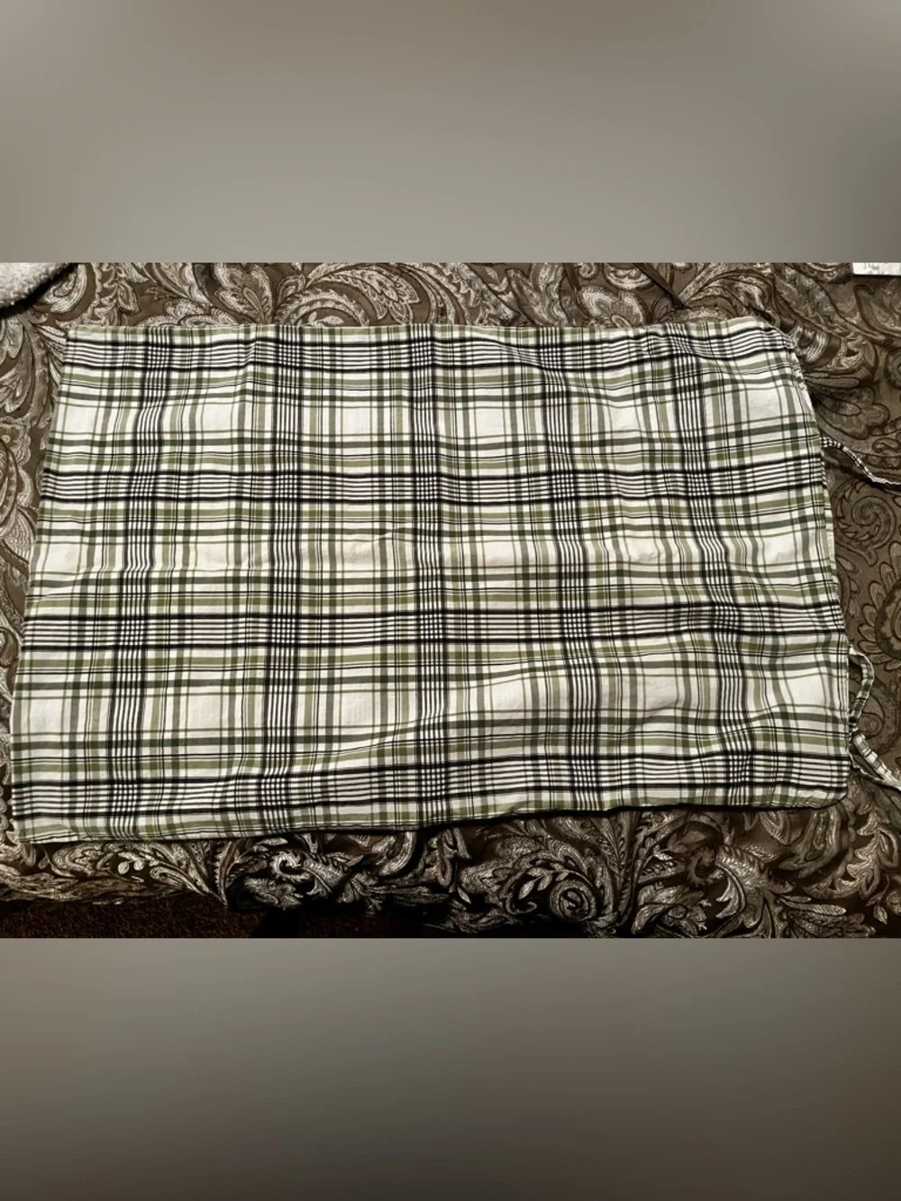 IKEA | Green plaid pillow sham set
